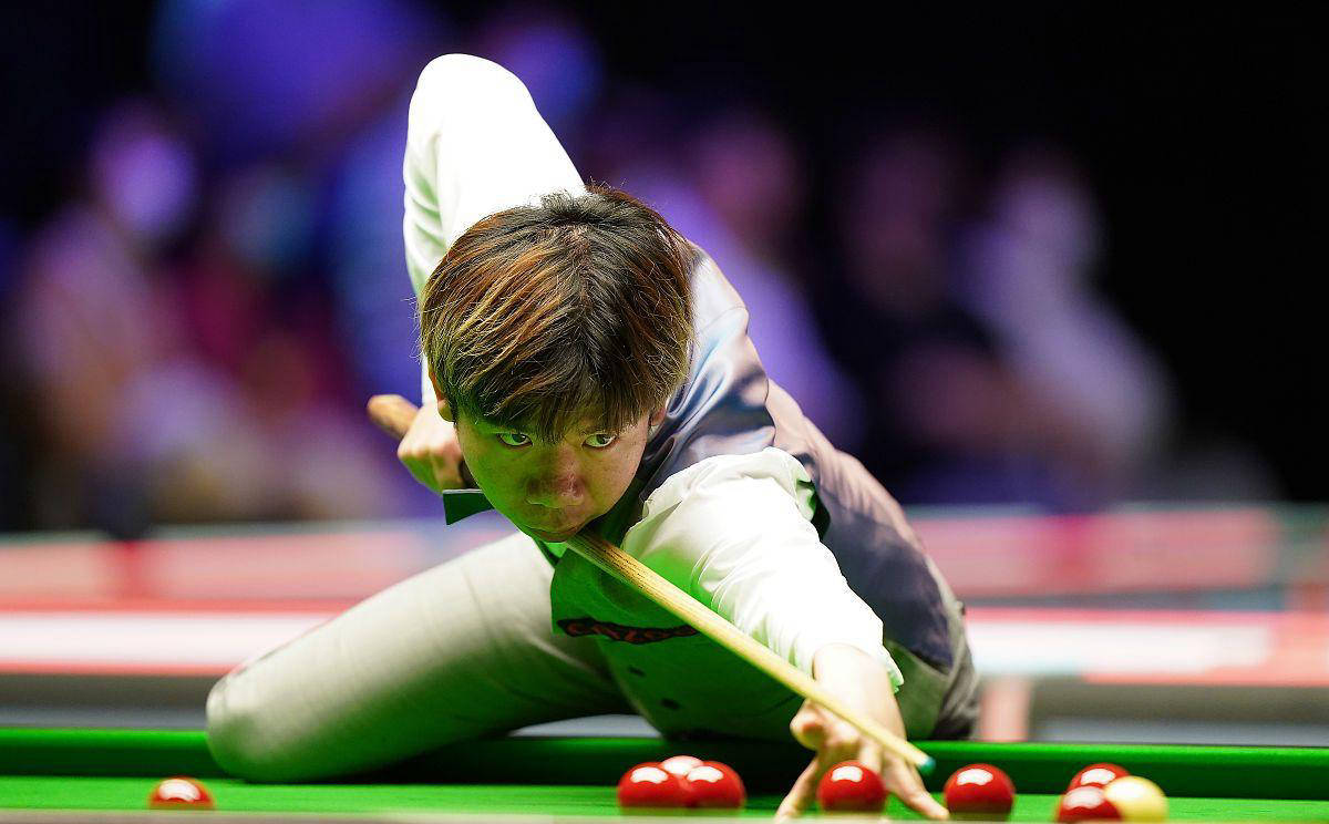 他在接下来 他在接下来