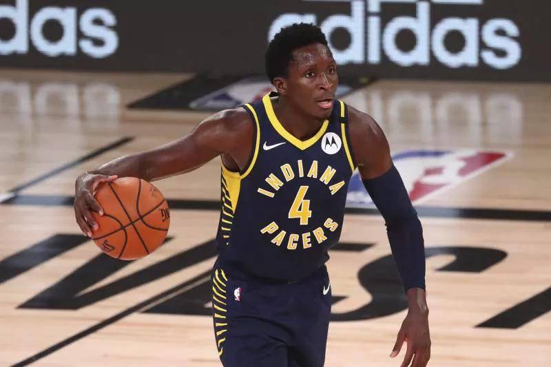 来自世界各 来自世界各