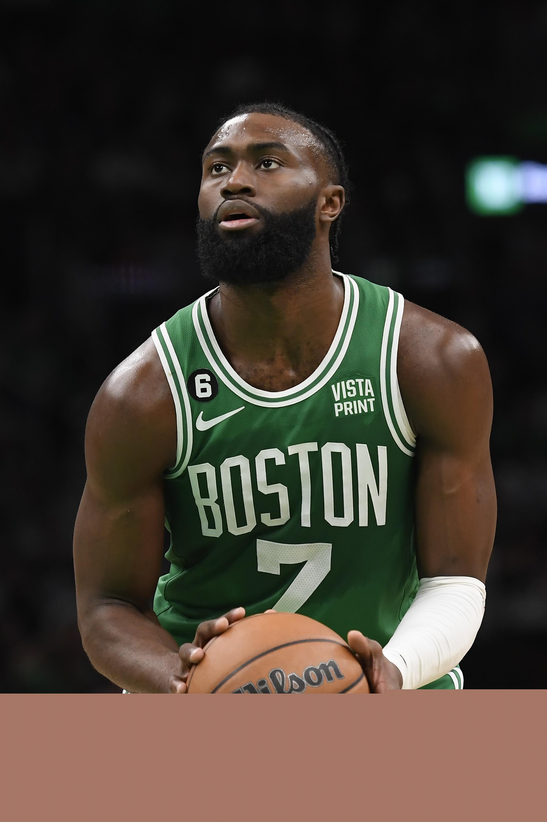 塞尔塔主帅：不满球队多打一人的表现，伯纳乌取胜有运气成分