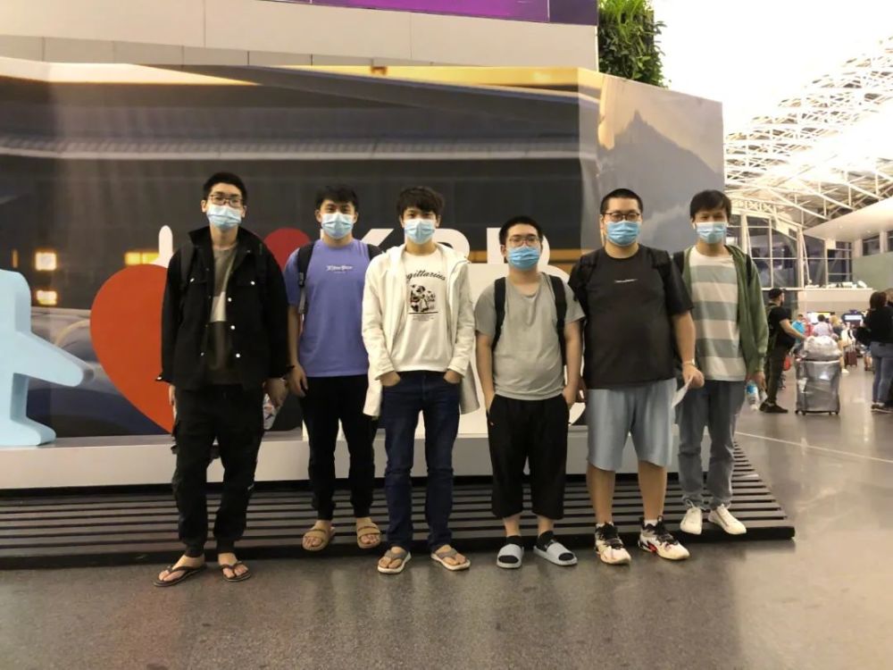 洛夫顿用一